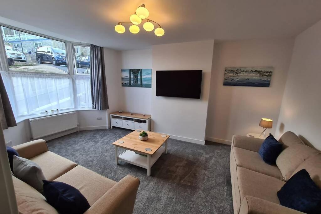 Beautiful Seaside Apartment With Parking ヴェントナー エクステリア 写真